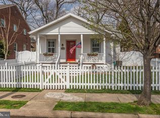 106 E Spring St, Alexandria, VA 22301