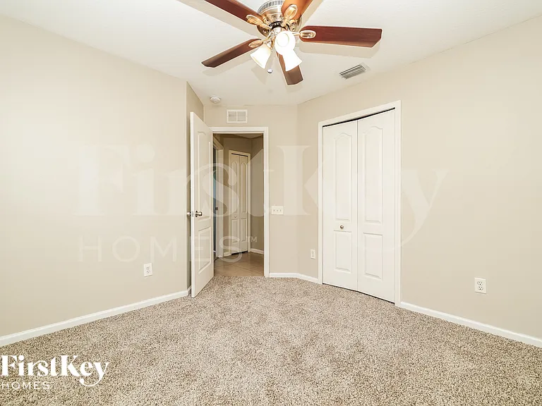 10214 Hunters Haven Blvd — Photo 15