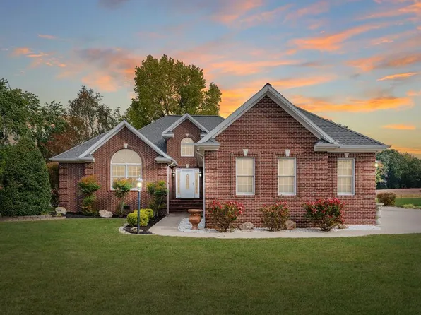 1727 Castleton Dr, Madisonville, KY 42431