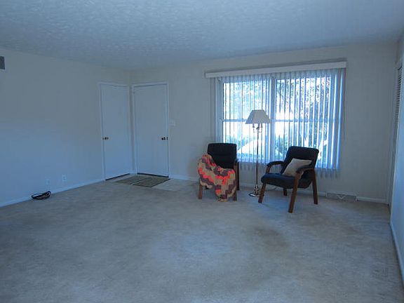 2nd image of 1147 Redburn Dr