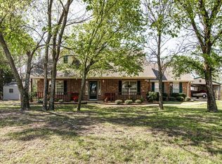 171 Maple Cir, Nevada, TX 75173