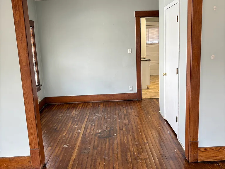 129 N 36th St #1 — Photo 1