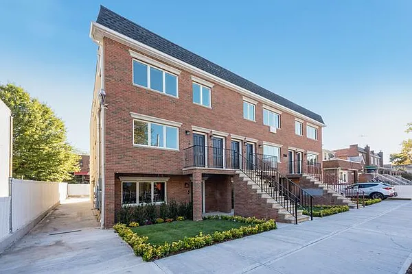 Sold by Jabour Realty Company | media 23