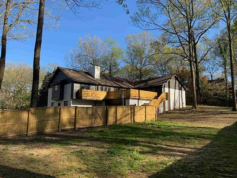 2491 Turpins Glen Dr — Photo 17