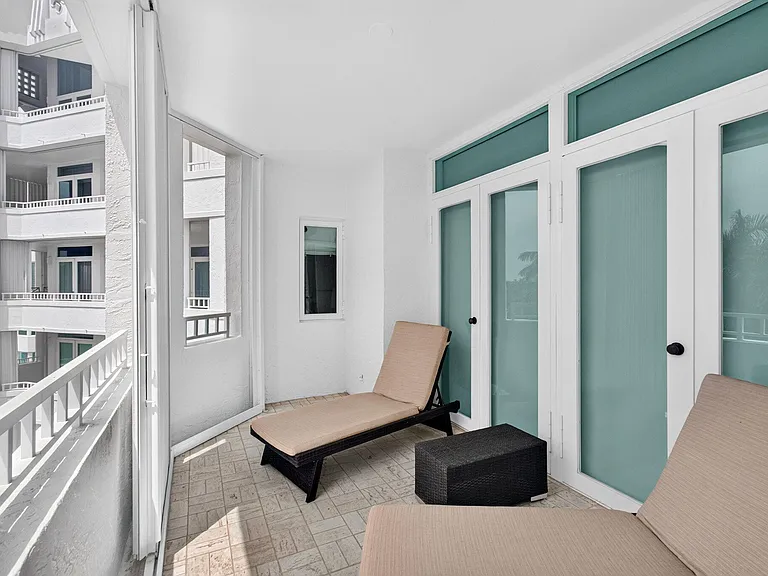 300 SE 5th Ave #6160 — Photo 58
