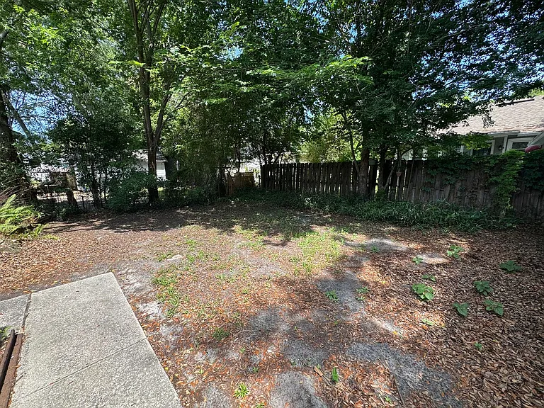 3609 Dellwood Ave — Photo 7