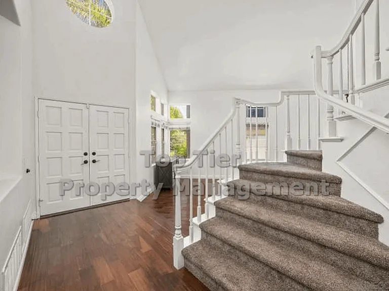 1690 Mountain Pass Cir — Photo 7