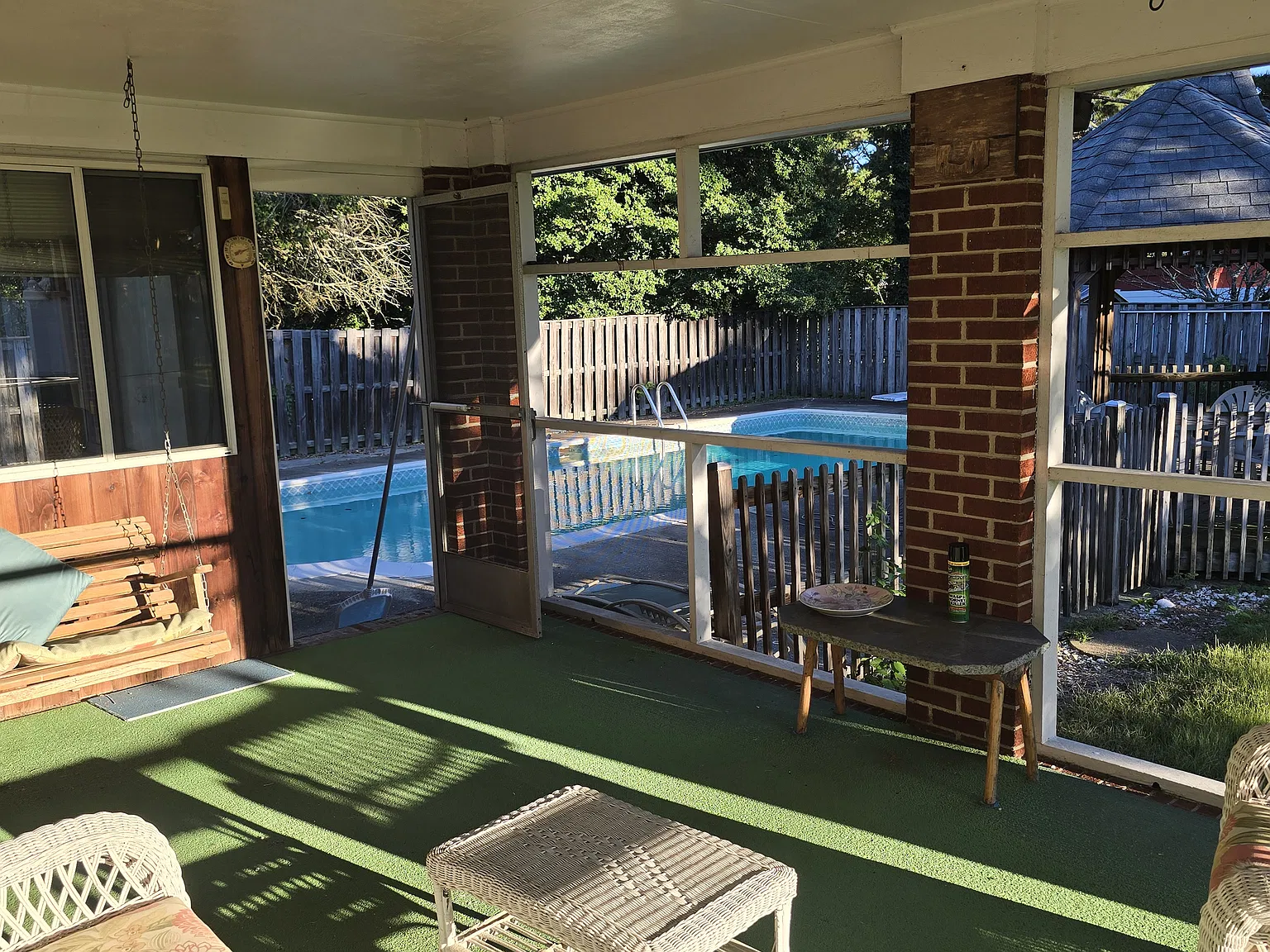 3 bed, 2034 sqft, $3,100 — Photo 2