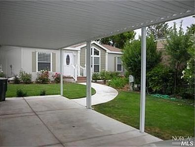 2nd image of 133 Buena Vista Dr