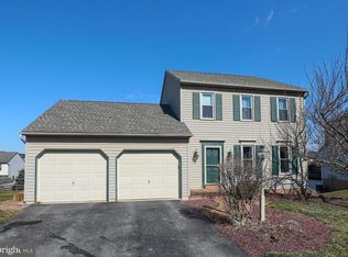 771 Chesterbrook Dr, York, PA 17406