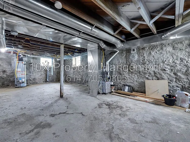 1536 E Livingston Ave — Photo 43