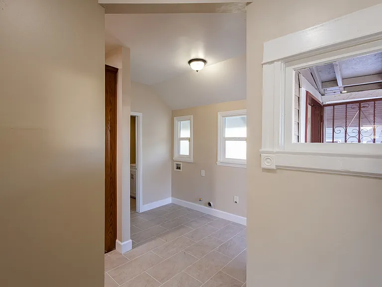 4210 Halldale Ave — Photo 17