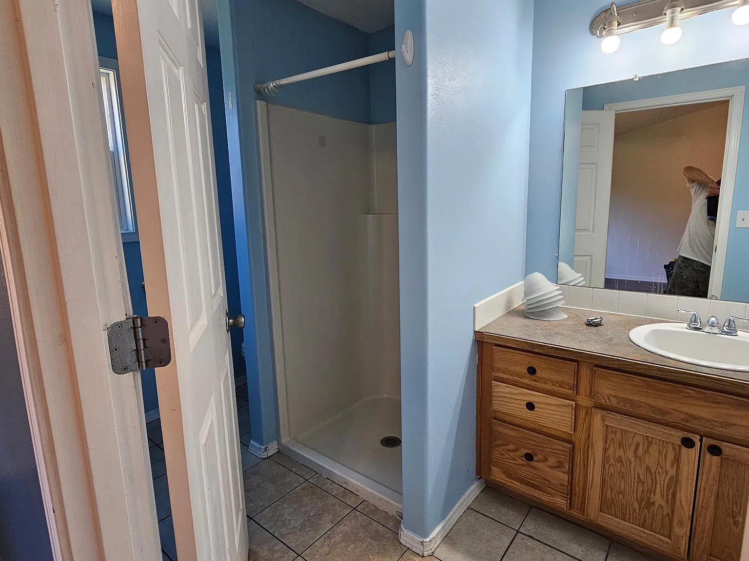 566 Katey Ct NE — Photo 3