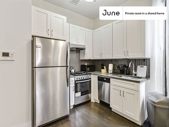 5th image of 60 New York Ave #D