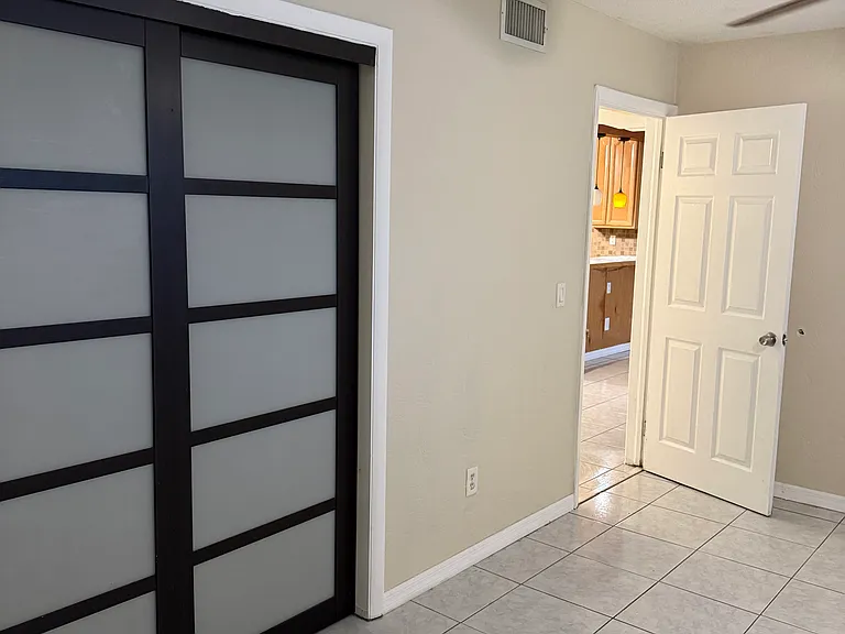 820 State Ave #1 — Photo 7