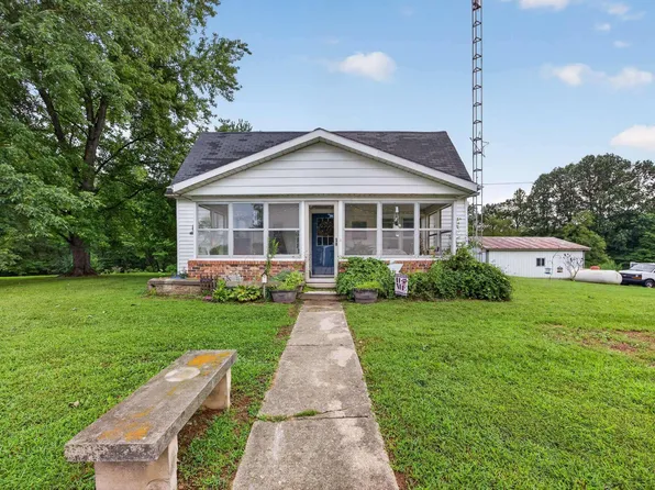 1556 Rabbitsville Rd, Mitchell, IN 47446