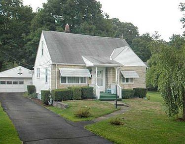 1st image of 108 Plum Dr