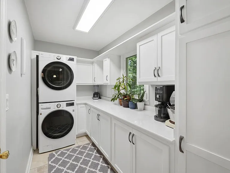 123 Arrow Dr — Photo 14