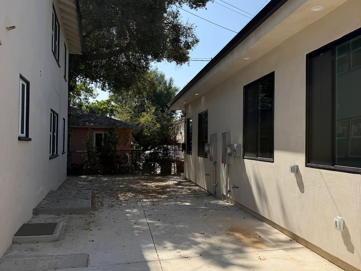 2 bed, 900 sqft, $4,500 — Photo 4