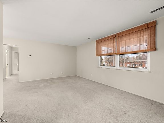 2nd image of 2826 Pease Dr #S-211