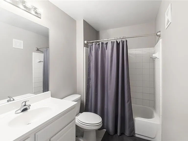 1725 Harvey Mitchell Pkwy S #1313 — Photo 8