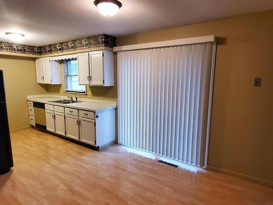 1st image of 5729 Threasa St
