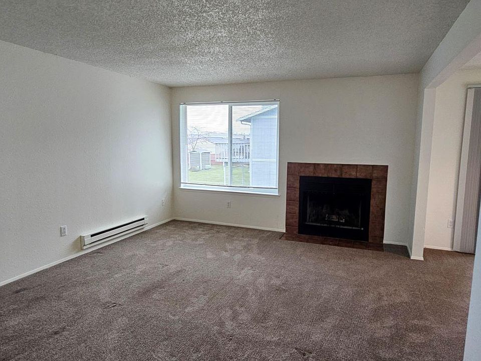 Living Room with Fireplace