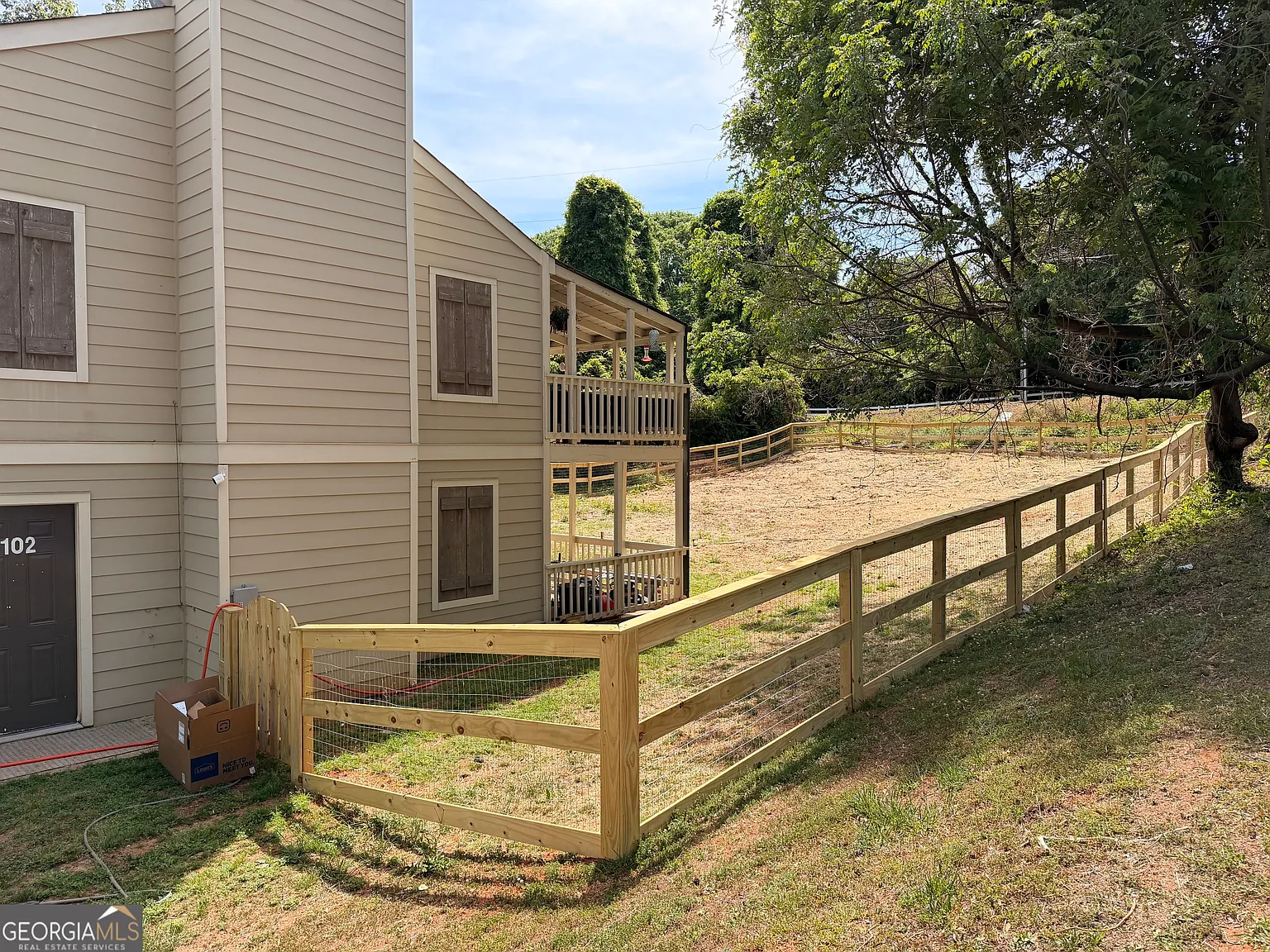 3 bed, 2.0 bath, 1130 sqft, $2,000 — Photo 4