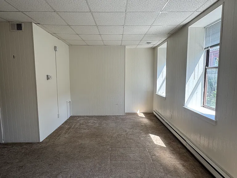 916 N Calvert St #2F — Photo 2