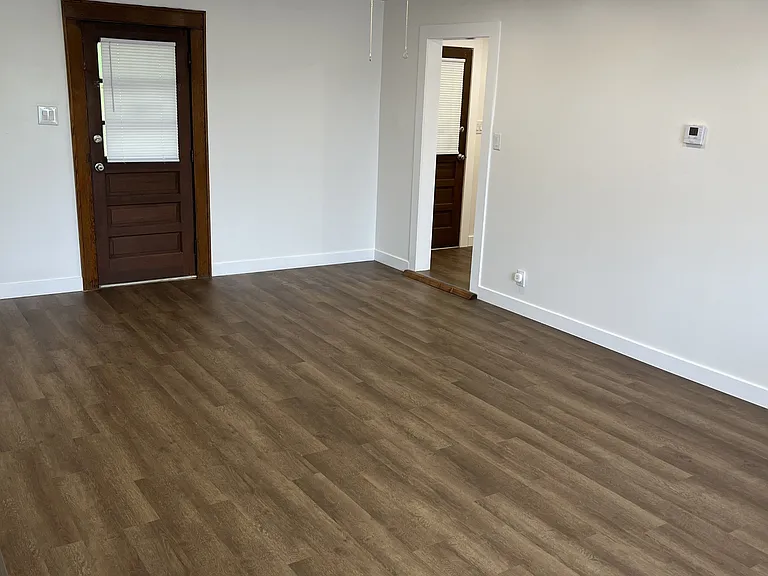 321 Waitman St #B — Photo 16