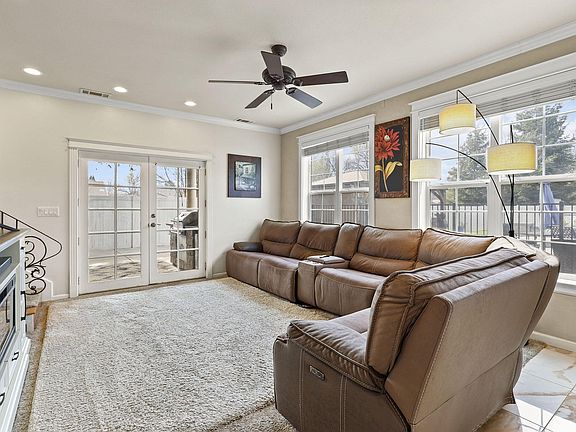5th image of 22640 N Marina Way