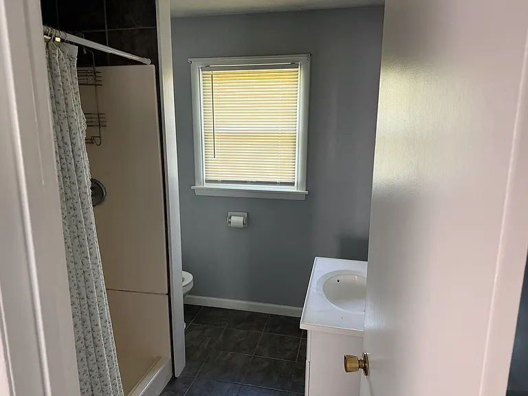 3645 E River Rd #2 — Photo 3