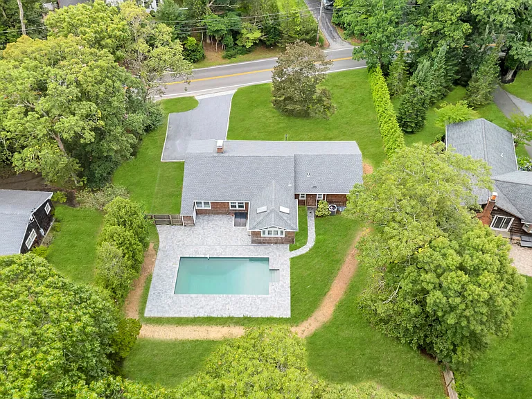 81 Roses Grove Rd — Photo 25