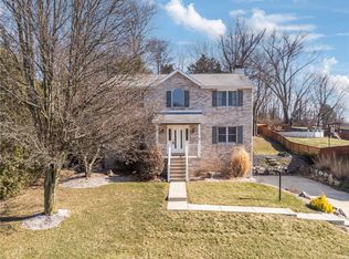 1051 Finchley Rd, North Huntingdon, PA 15642