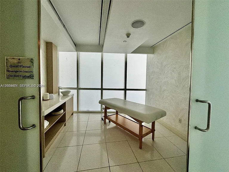18101 Collins Ave #4302 — Photo 37