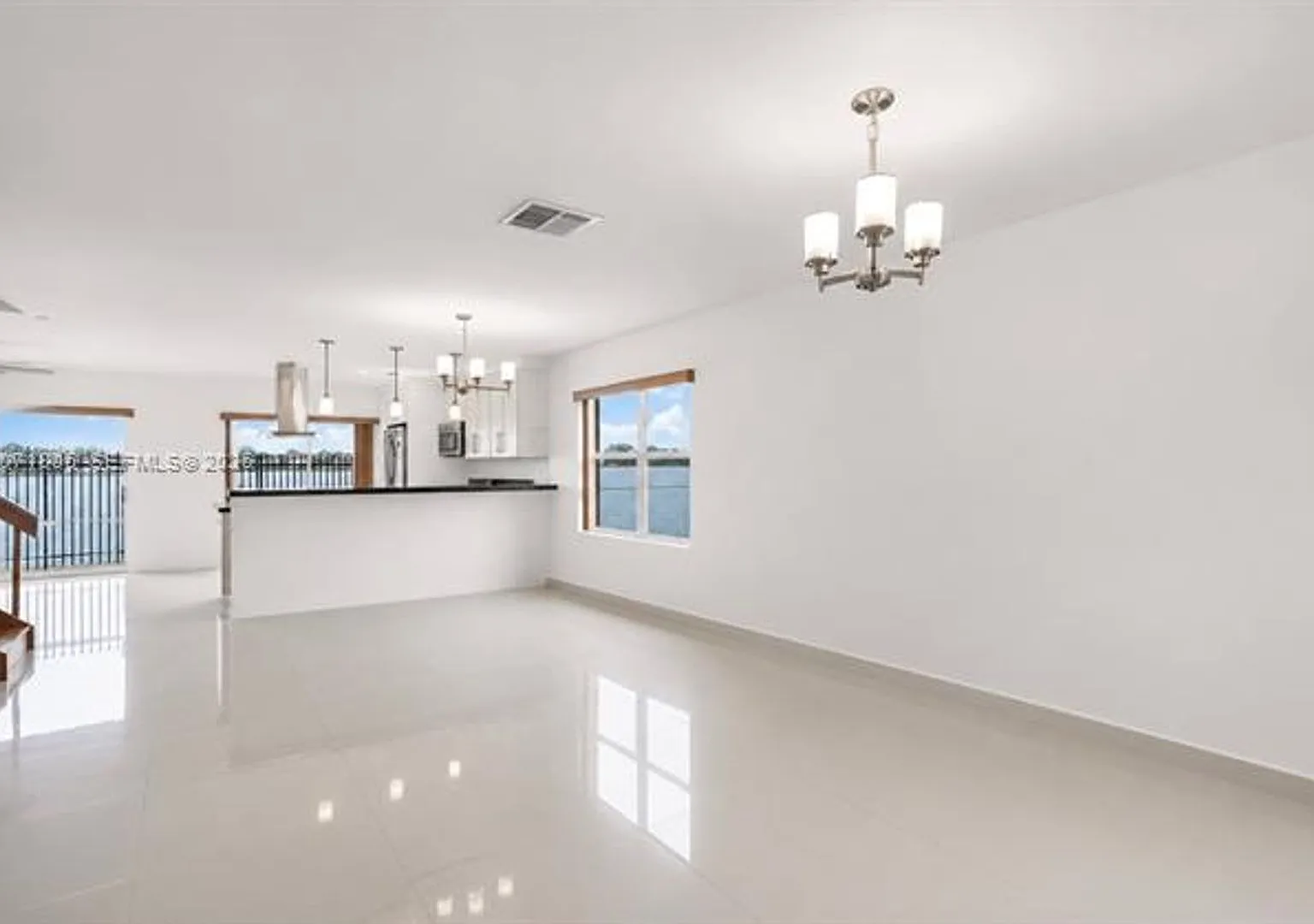 2561 W 60th Pl th 102-1, Hialeah, FL 33016 — Photo 4