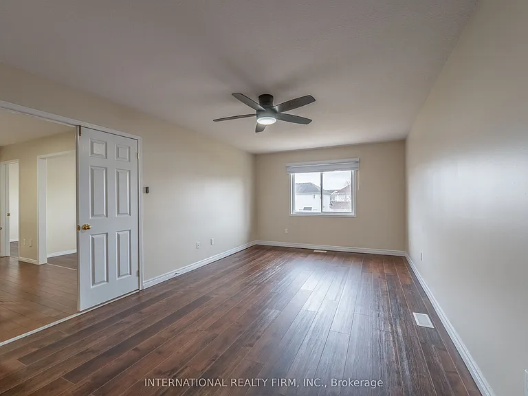 102 Hunter Way — Photo 26