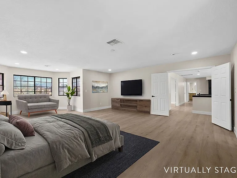 3382 Montessouri St — Photo 20
