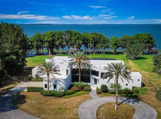 11106 Lane Park Rd, Tavares, FL 32778