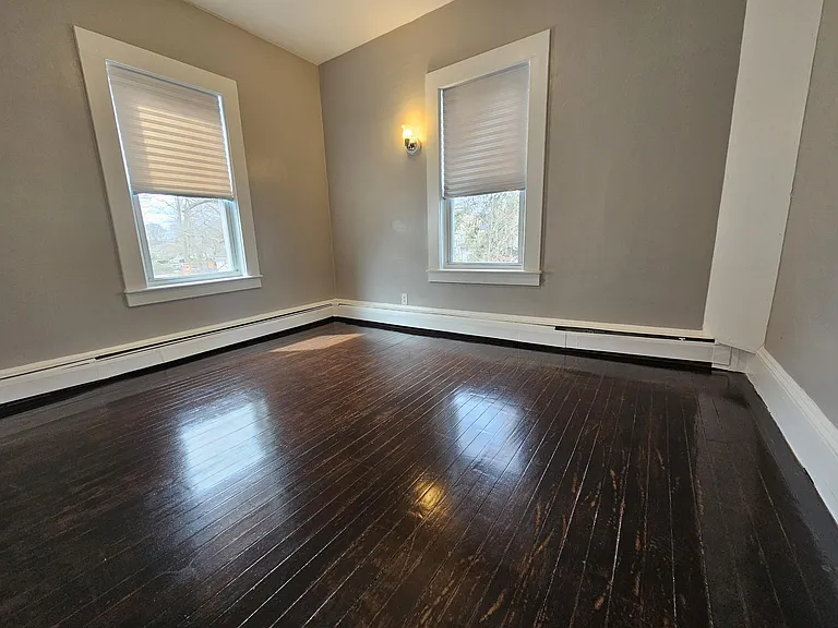 119 Newbury St — Photo 3