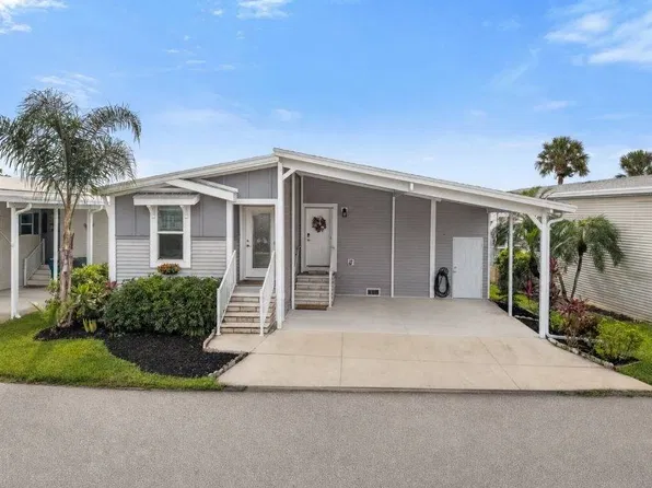 215 Denmark Dr, Ellenton, FL 34222