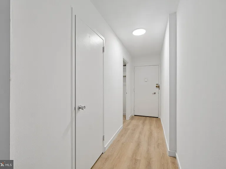 224 W Rittenhouse Sq #30-802 — Photo 10