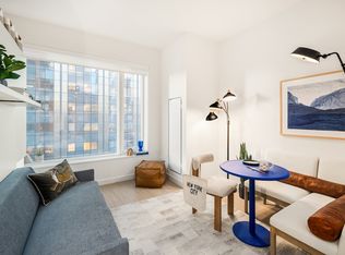 550 10th Ave #413, New York, NY 10018