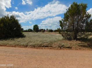 2267 Page Dr, Overgaard, AZ 85933
