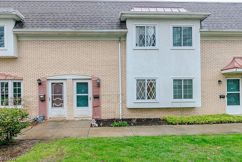 1st image of 8210 Deepwood Blvd #11-5