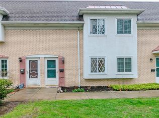 8210 Deepwood Blvd #11-5, Mentor, OH
