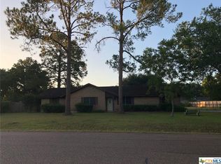 702 Kelly Crick Rd, Victoria, TX 77904