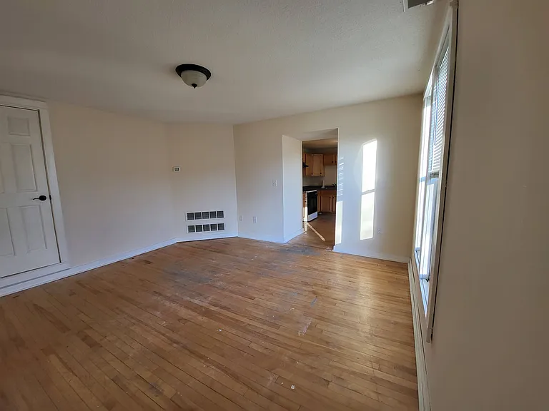 3311 Pleasant Ave #2 — Photo 5