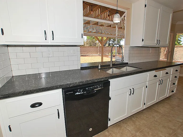 4658 Magens Bay — Photo 12