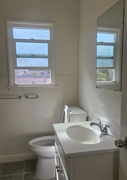 1409 S 12th Ave — Photo 12